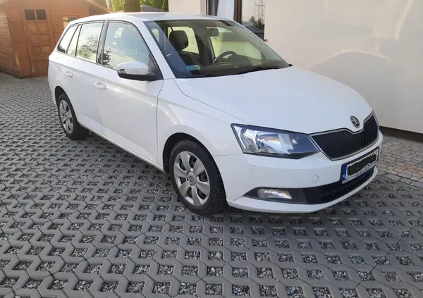 kujawsko-pomorskie Skoda Fabia cena 14999 przebieg: 227000, rok produkcji 2018 z Barcin